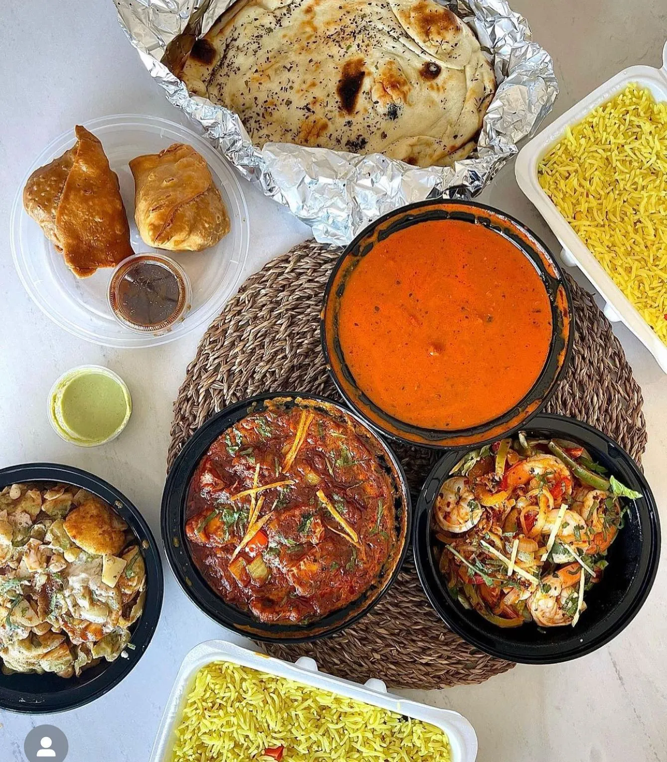 Clay Oven Winnipeg authentic tandoori dishes and North Indian curries